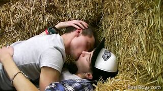18 Twinks in Hot Action
