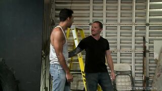 MenOver30 Max Cameron makes Ebony BF Jizz on Himself