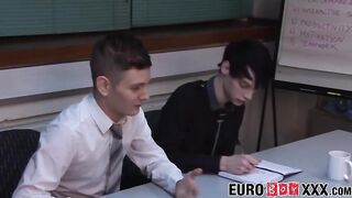 Skinny Euro ks bareback during an office meeting