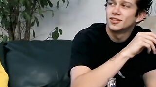 Homo young men chainsmoke and suck big dick vigorously