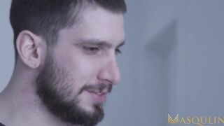 Handsome Gay Men Bareback And Make Out