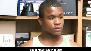 Ripped Black Stud Double Dicked In Threesome - YOUNGPERP.COM